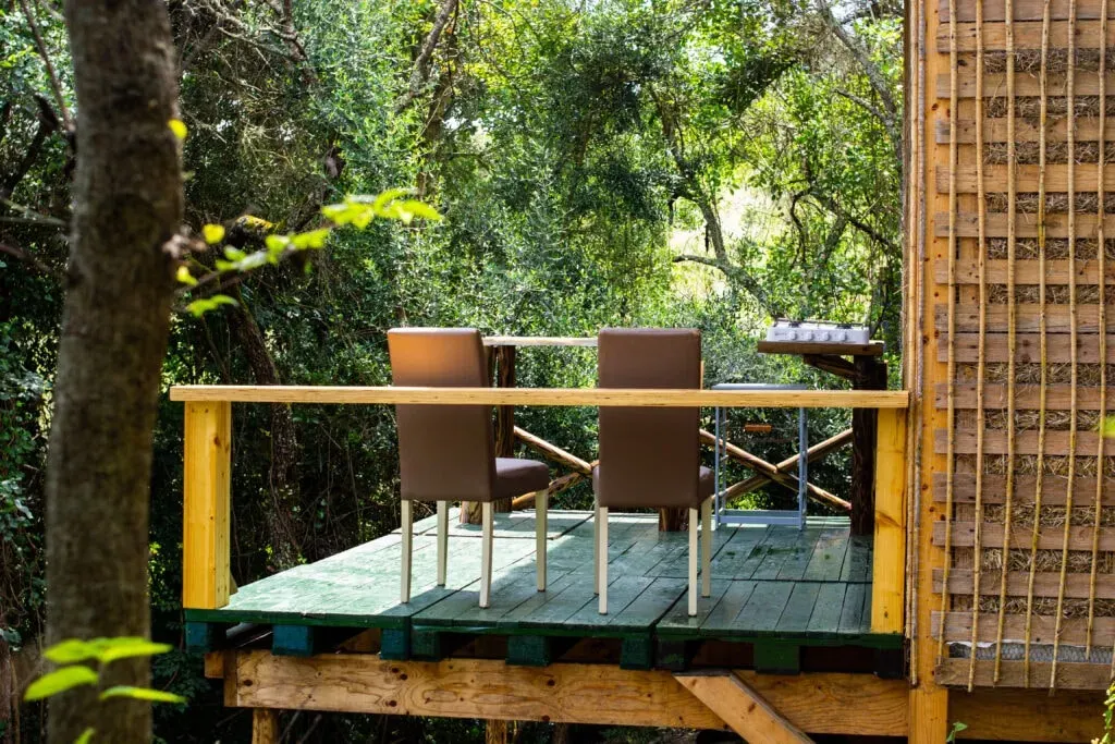 Me Within Me — Amar Das, the venue for Me Within Me, is set in a picturesque valley, offering complete privacy with no immediate neighbors and 1500 square meters of exclusive land. The area is known for its biodiversity and a microclimate that keeps summer temperatures pleasant. It's conveniently located just a 5-minute drive from a beautiful beach, 15 minutes from the vibrant surf town of Ericeira, and 22 minutes from the historic town of Sintra.