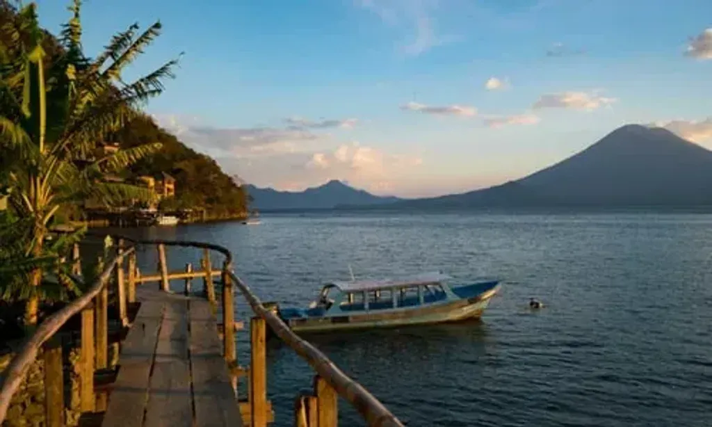 Mira Tarabeine — The retreat unfolds at Villa Sumaya, an eco-resort situated on the breathtaking Lake Atitlán in Sololá, Guatemala. The location promises lush natural surroundings, offering a serene backdrop for reflection and rejuvenation. Guests can enjoy the tranquil lakeside environment, well suited to unwinding and connecting with nature.