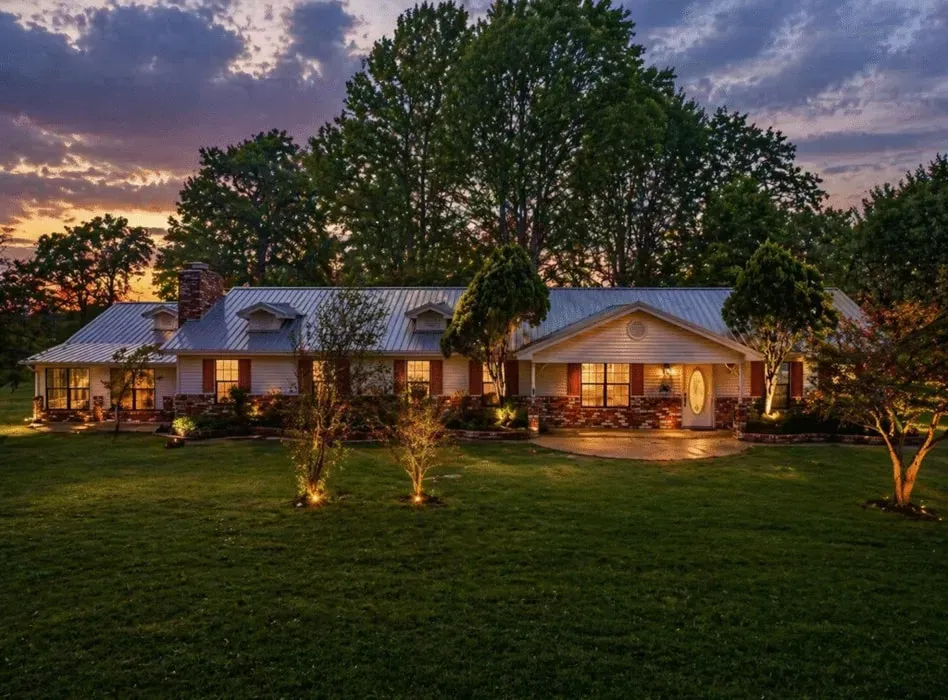 Natura Holistic — retreat center