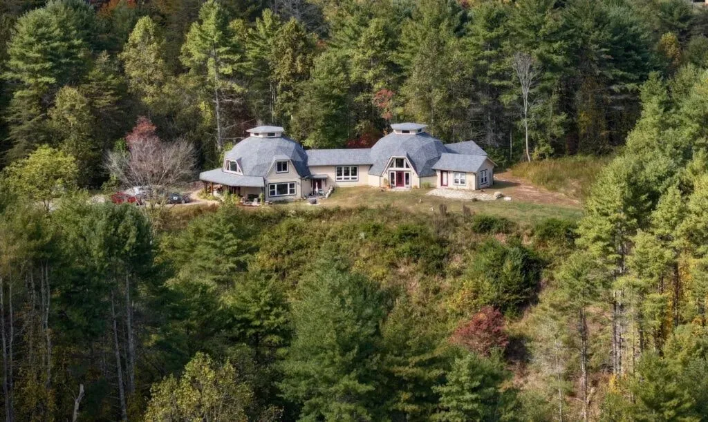Neohumanist College of Asheville — retreat center