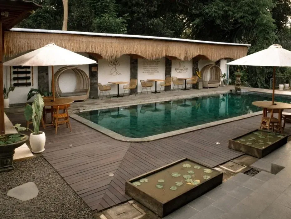 Prakhar Verma — Tattva Ubud is set along the riverside in Ubud, Bali, a region renowned as the cultural and spiritual capital. The center is enveloped by lush tropical greenery, creating a naturally peaceful atmosphere, and is in close proximity to sacred temples, contributing to its serene and spiritual energy.