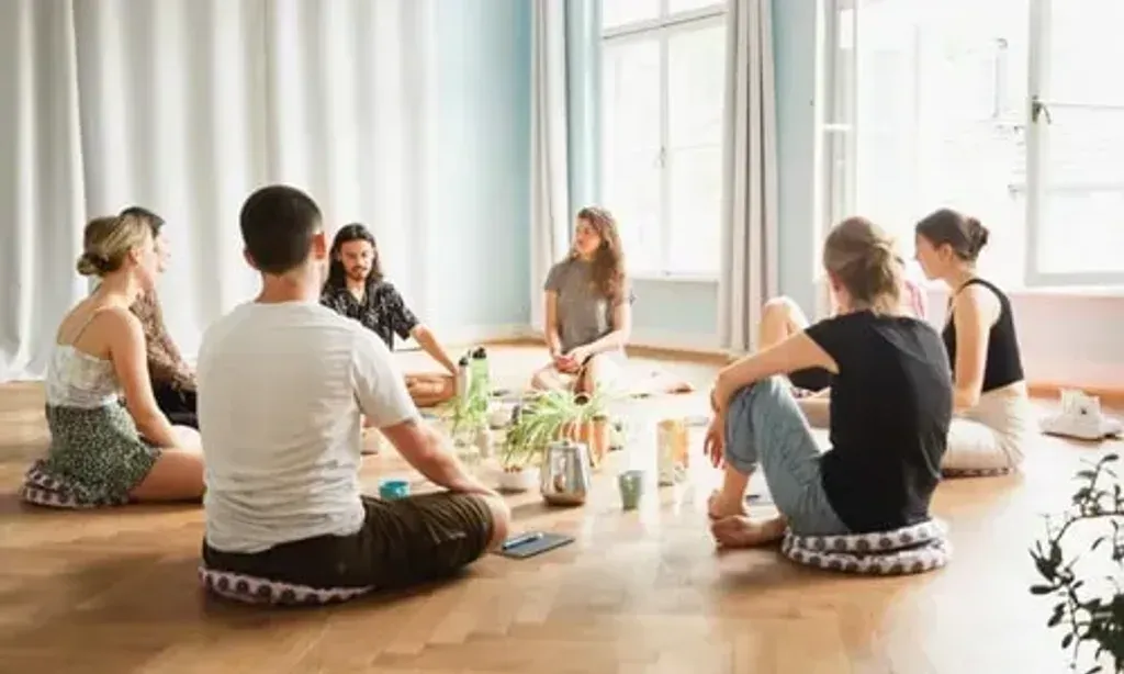 Purpose Retreats — The center is located in the picturesque Bonn / Cologne area of Germany, offering a beautiful and peaceful environment. Guests can enjoy a lovely garden and the proximity to a forest, providing a serene backdrop for introspection and relaxation.