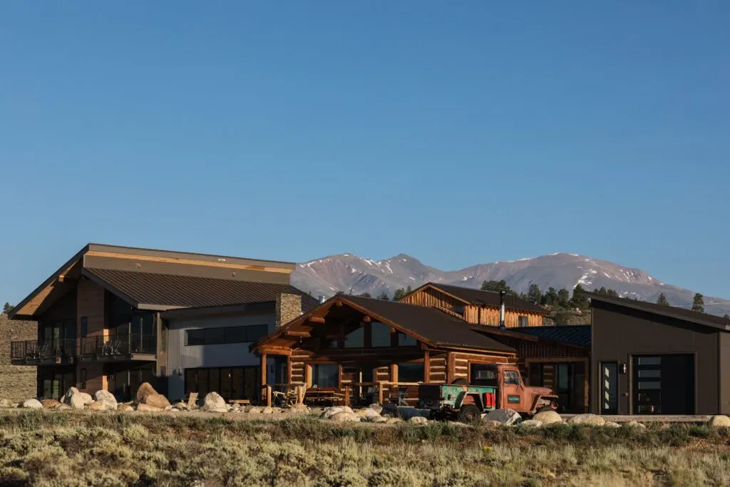 SageStone Adventure Lodge — Located in Twin Lakes, Colorado, the lodge is surrounded by the natural beauty of the Rocky Mountains. While specific details about the immediate surroundings are not provided, the name "Adventure Lodge" suggests a setting conducive to outdoor activities and a connection with nature.
