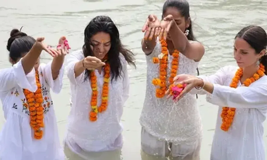 Samedhya Wellness — Samedhya Wellness is situated amidst lush forests on the serene outskirts of Rishikesh, near the sacred Ganges River. This tranquil environment provides a peaceful backdrop for holistic healing and introspection, away from the bustle of city life.
