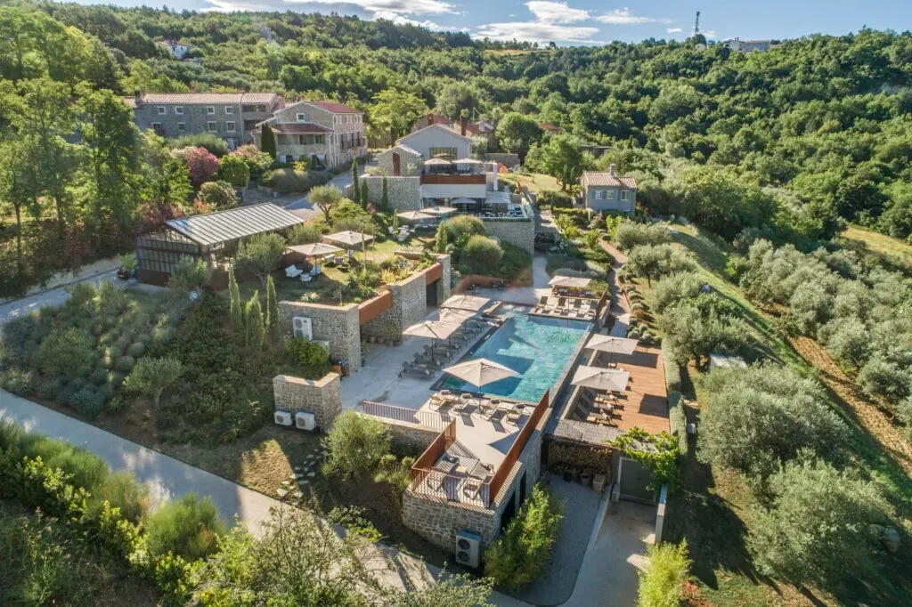 San Canzian Hotel & Residences