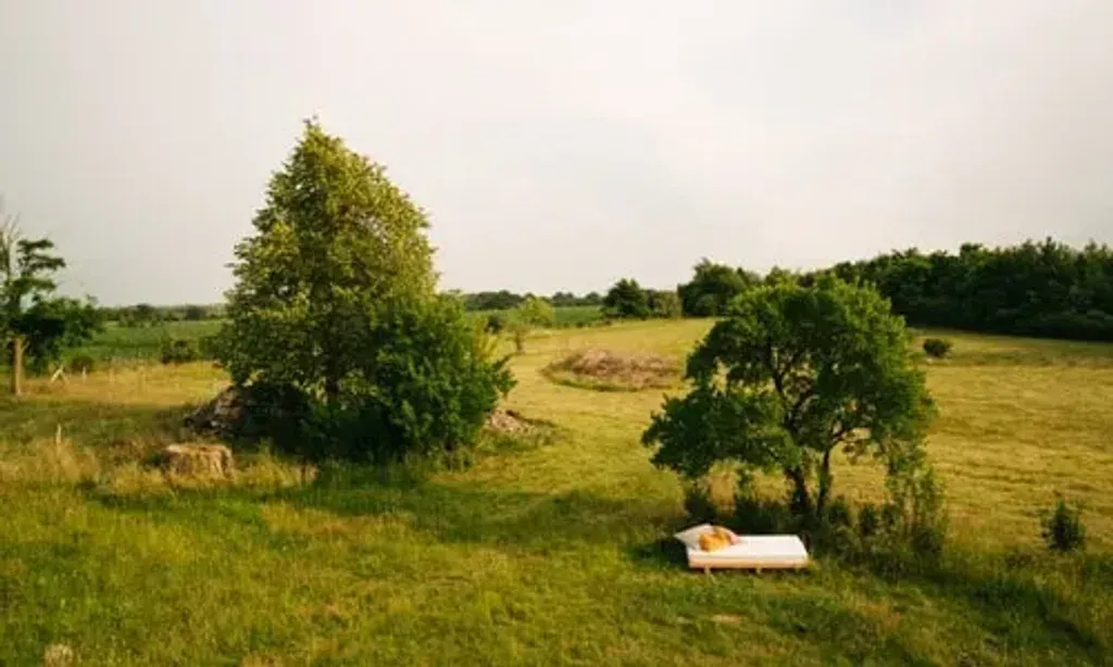Sarah — Located in the peaceful German countryside of Altwigshagen, the center is surrounded by farmland and offers easy access to nearby lakes. The atmosphere is one of quiet rural charm, providing a gentle escape from daily life.