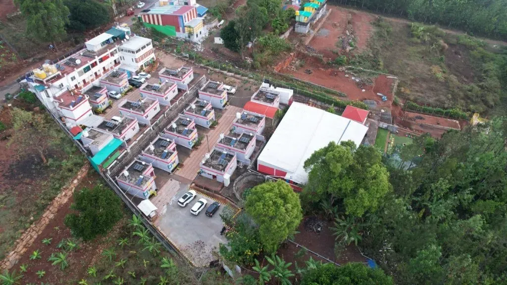 Sarva Ayurvedic Care — The center is situated in the picturesque Kolli Hills, offering a serene and natural environment. Guests can explore nearby temples, enjoy outdoor and indoor game areas, and discover beautiful waterfalls and viewpoints, making it an ideal location for both relaxation and gentle exploration.