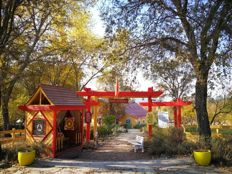 Sivananda Yoga Farm — The Sivananda Yoga Farm is situated in the beautiful Sierra foothills of Northern California, offering a tranquil and natural environment. It provides a peaceful setting for guests to find harmony with nature, surrounded by the calming influence of the landscape.