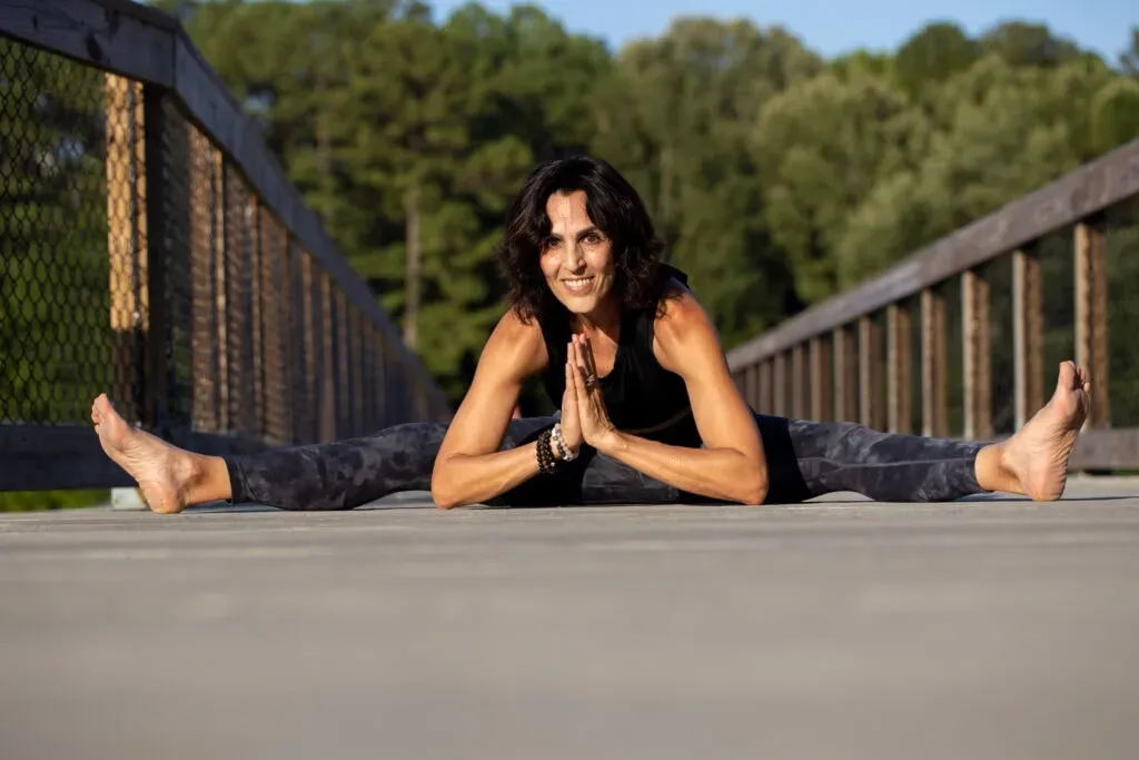Sonda Yoga — Located in Olhão, Portugal, Sonda Yoga offers a retreat experience that emphasizes connection with the local environment. Guests can explore the historic town, enjoy the coastal atmosphere, and immerse themselves in the authentic Portuguese culture, all while deepening their personal practice.