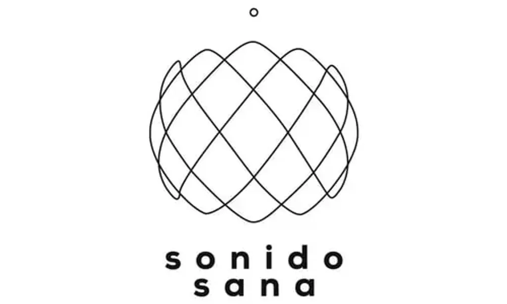 Sonido Sana — Situated in Arin, Peru, within the Sacred Valley of the Inkas, the center is surrounded by breathtaking mountains and sacred rock formations. The property features lovely paths, gardens, and water features, providing ample space for quiet contemplation and enjoying the expansive views of sun and sky.