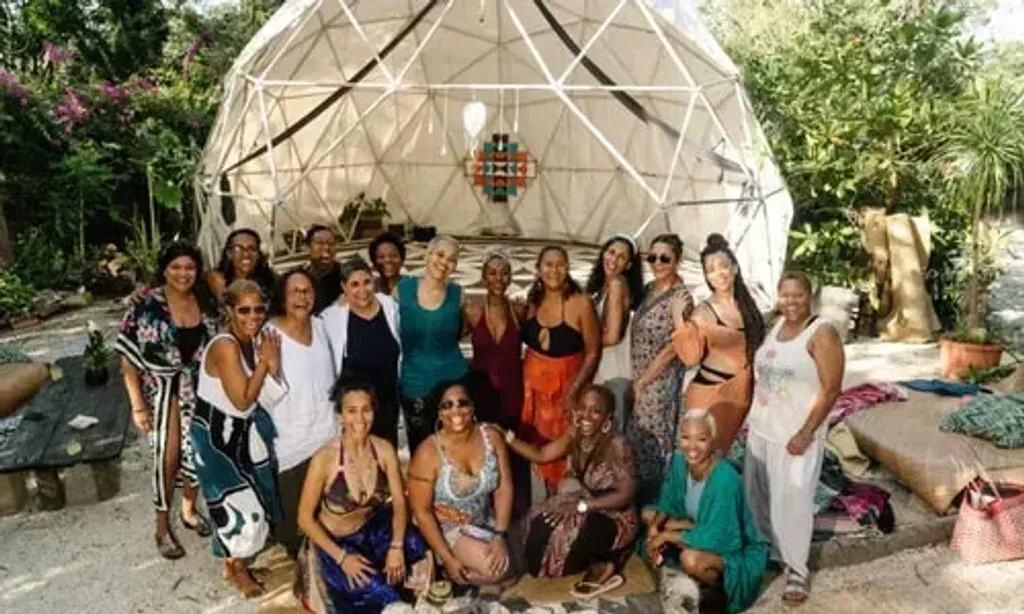 Sumanah — Sumanah is situated within the Cachito de Cielo Luxury Jungle Lodge in Tulum, offering a serene environment surrounded by lush tropical greenery. The atmosphere is one of peaceful seclusion, allowing guests to connect with nature while enjoying comfortable amenities.