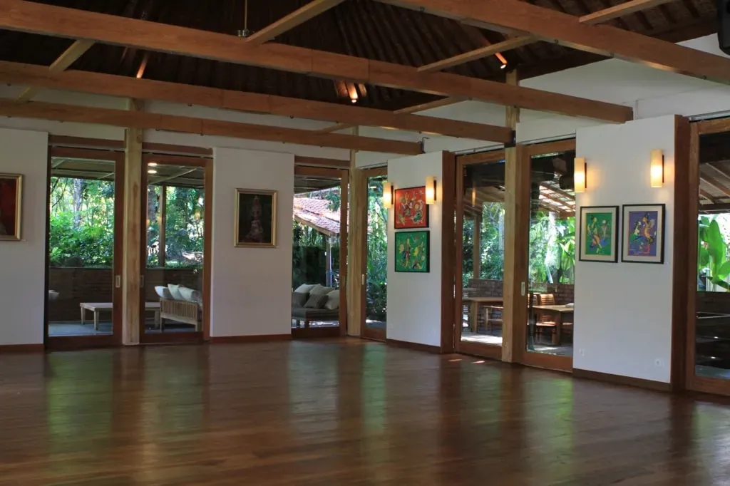 Svarga Loka Wellness Resort — The resort is situated along the picturesque Campuhan river in Ubud, Bali, offering a tranquil and lush natural environment. Its location provides a sense of seclusion while remaining conveniently close to the vibrant center of Ubud.