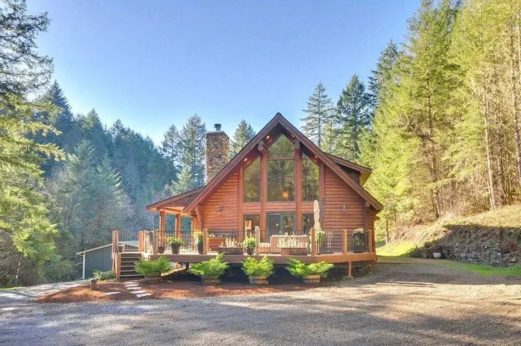 The Elemental Retreat — The retreat is situated on a sprawling 30-acre forested property, providing a serene and natural backdrop for introspection and connection. Its proximity to Henry Hagg Lake suggests opportunities for tranquil walks and a deep immersion in the Pacific Northwest's lush environment.
