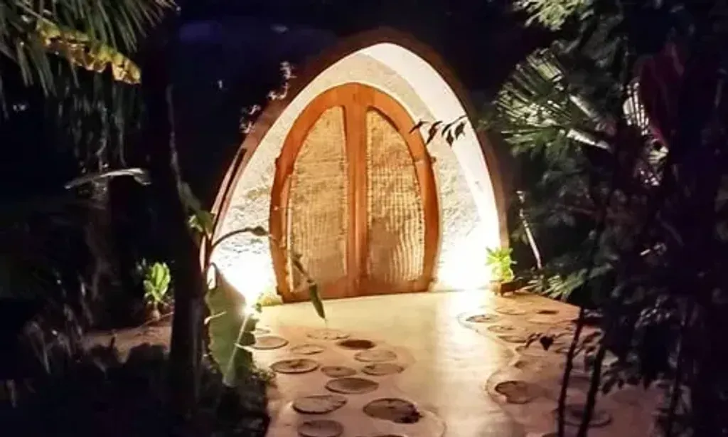 The Essence — The Essence is situated deep within the Tulum jungle, offering a secluded and tranquil environment. Surrounded by natural beauty and a profound sense of stillness, the center is built with respect for the land, utilizing natural materials that blend seamlessly with the verdant landscape of Quintana Roo.