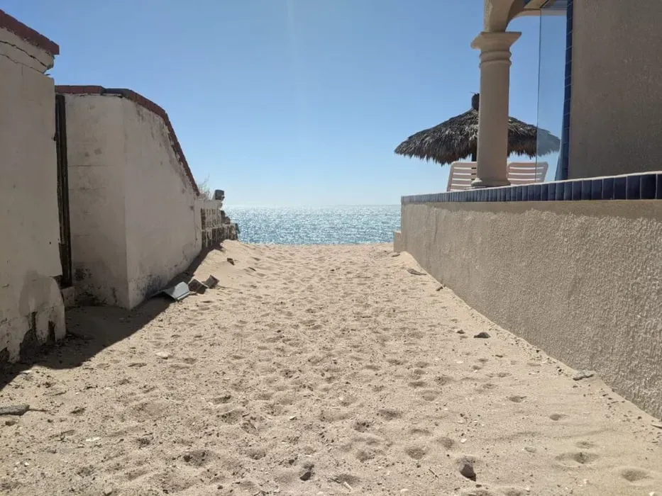 The Medicine is You — Located just steps from a private beach in Sonora, Mexico, the center offers a tranquil and restorative environment. The property features a rooftop patio that provides expansive views of the ocean, well suited to quiet contemplation. An outdoor area is dedicated to traditional Temazcal ceremonies, allowing guests to connect with ancient healing practices amidst the natural beauty of the coast.