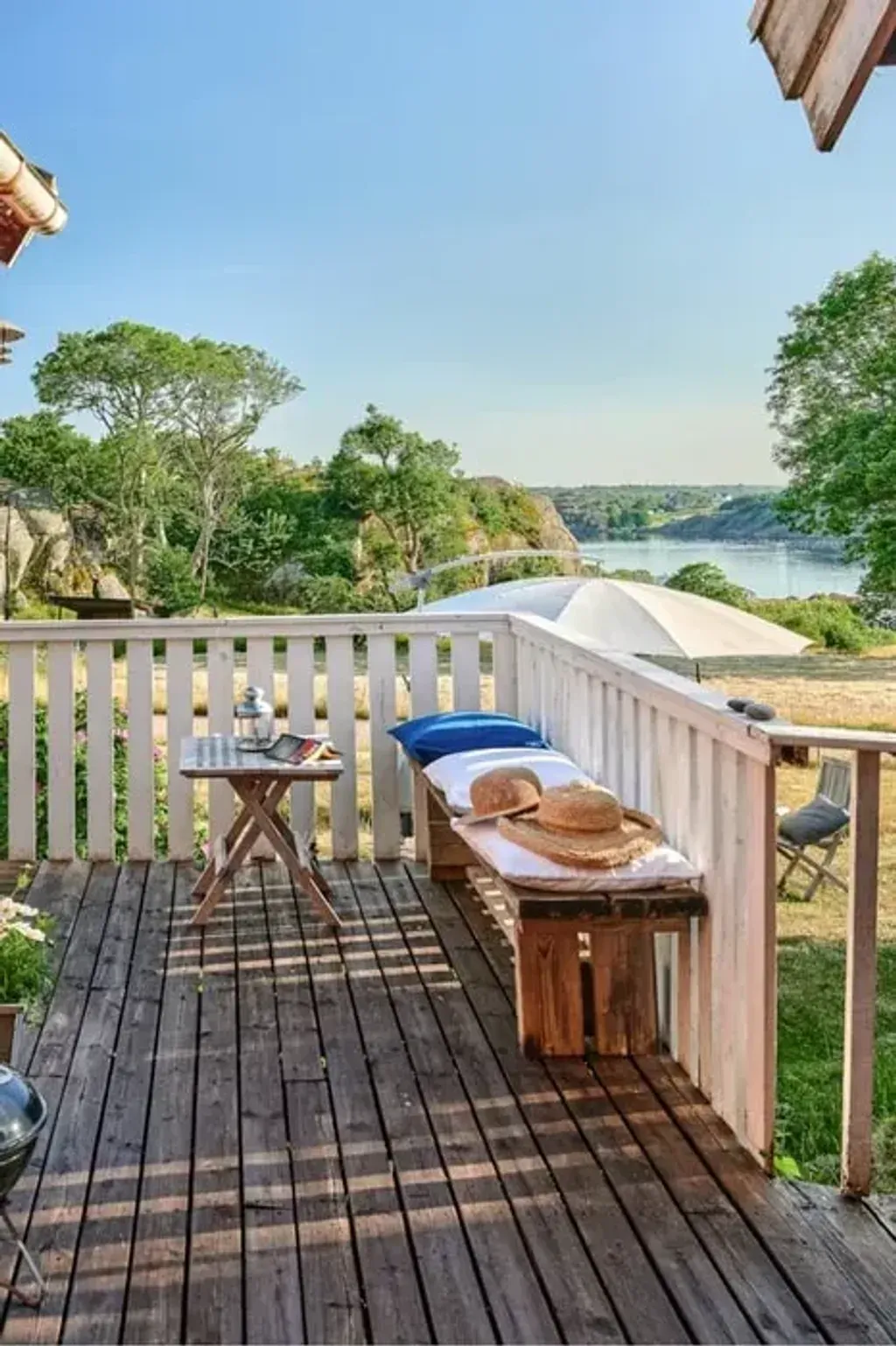 The Miracle Method — The retreat unfolds within the stunning natural landscapes of Sweden. While the precise location is kept private until after payment, participants can anticipate an immersive experience surrounded by the country's renowned beauty, providing a serene and inspiring backdrop for deep personal work.