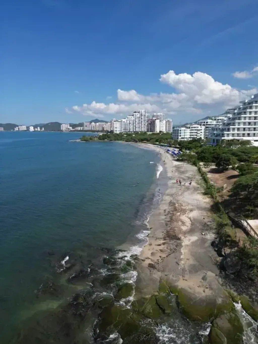 The Pause Retreat — Located in Playa Dormida, Santa Marta, Colombia, The Pause Retreat offers a serene coastal environment conducive to relaxation and introspection. The setting provides a tranquil backdrop for guests to disengage from daily stressors and immerse themselves in a restorative experience.