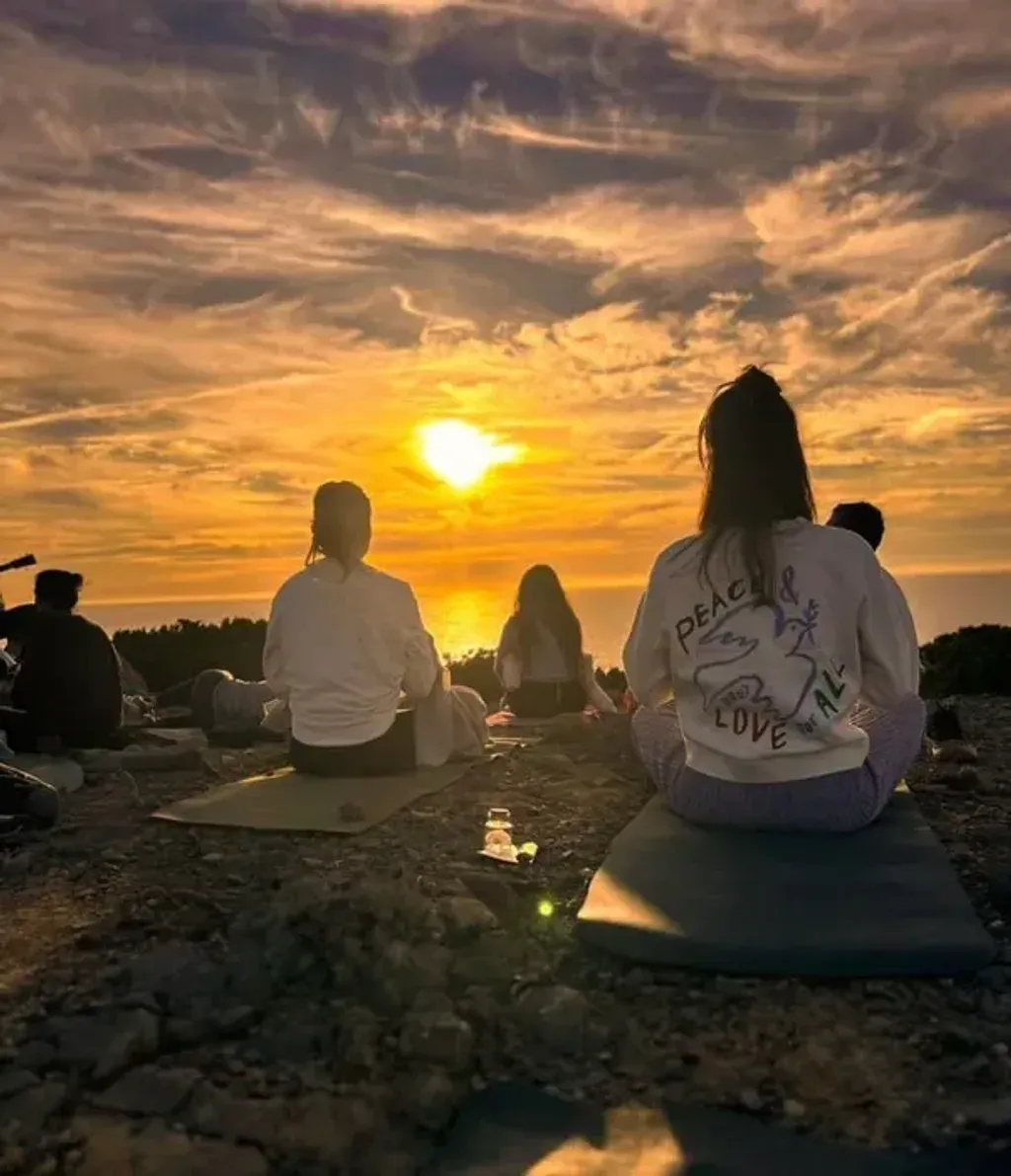 The retreat that goes beyond the mat