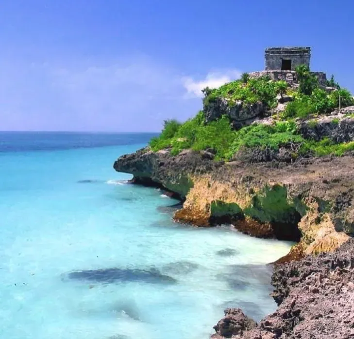 The Satori Experience — set on secluded grounds just 20 minutes from Tulum City Center, the center provides a tranquil escape. The contemporary villa boasts its own ceremony yoga hut, a communal glass dining cube, and a private cenote, all contributing to an atmosphere of peace and introspection amidst the natural beauty of the Yucatán Peninsula.