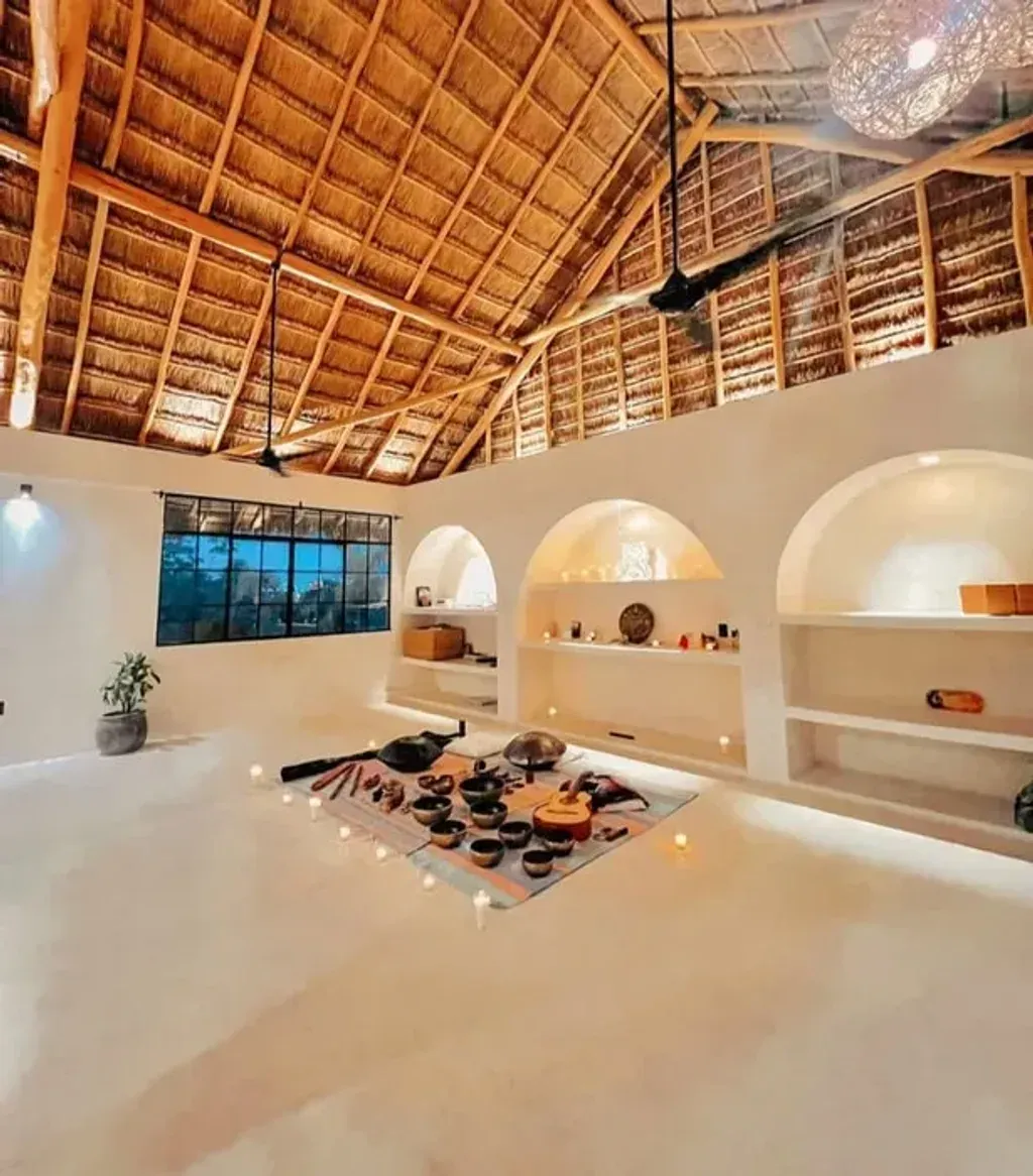 Tulum Lux Retreat — Located in the heart of Tulum, the retreat offers a vibrant setting close to the town's attractions. Guests can enjoy the hotel's amenities, including a pool, and easily access the surrounding area to discover local culture and natural beauty.
