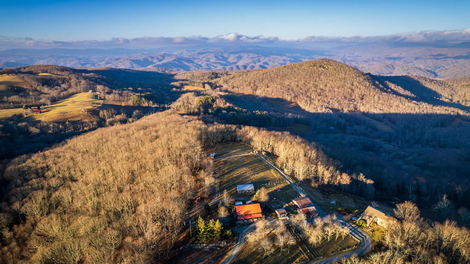 Walking & Hiking Retreats for Involuntarily Childless — The retreat unfolds along the iconic Appalachian Trail, offering participants a chance to immerse themselves in the lush, mountainous terrain of North Carolina. The natural environment provides a serene backdrop for reflection and connection, with fresh air and scenic vistas accompanying each step.