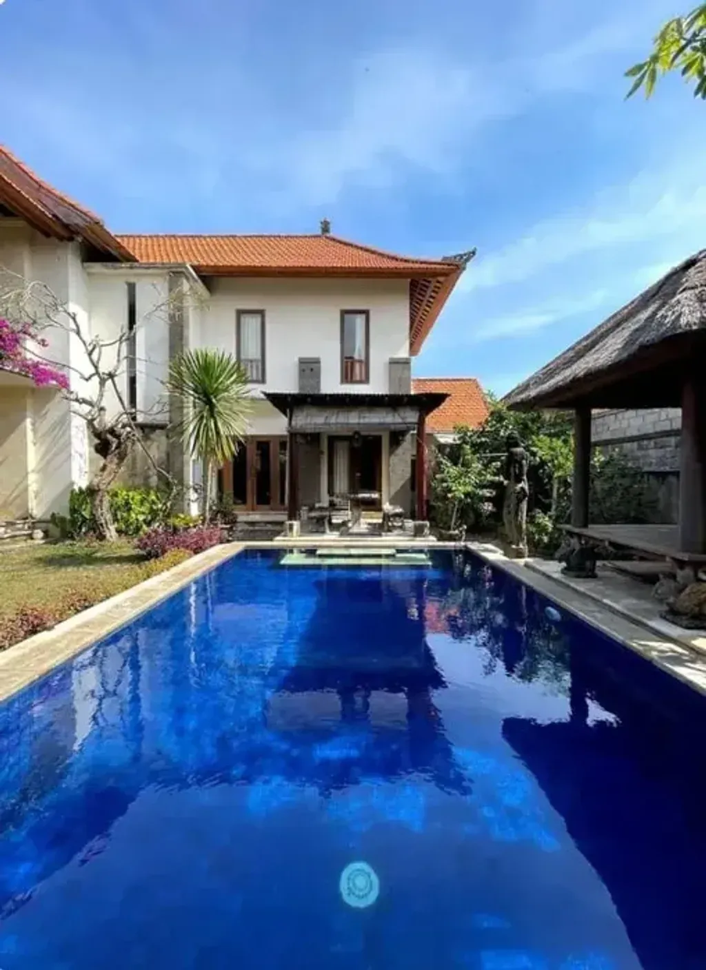 WILL Be Strong ZEN House — The retreat house is situated in the lively heart of Sanur, offering a blend of peaceful garden spaces and easy access to local life. Guests can enjoy a short walk to the Sindu Beach promenade, known for its calm waters and relaxed atmosphere, or explore nearby cafes, shops, and the night market. The property itself provides a private, enclosed garden and comfortable interior spaces for rest and relaxation.