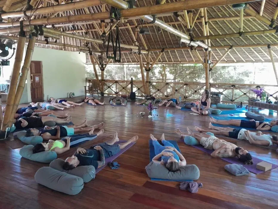 Wonderland Experiences — Located in the vibrant and increasingly popular destination of Tulum, Mexico, Wonderland Experiences offers a retreat setting that blends the natural beauty of the Yucatán Peninsula with a focus on personal development. The specific atmosphere of the venue itself is geared towards fostering a sense of renewal and adventure.
