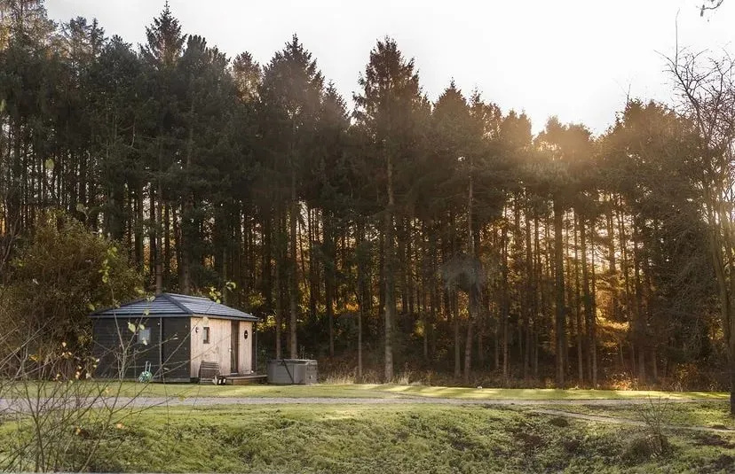 Yasmin Strutt — The retreat is set in the beautiful rural landscape of Shrewsbury, offering a peaceful and natural environment. Guests can enjoy the tranquility of the countryside, with opportunities for relaxation around private fire pits and in hot tubs.
