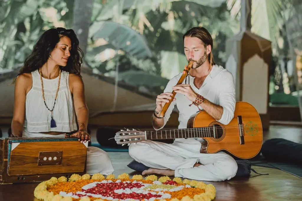 Yoga & Sonido — This center is set in the picturesque Umbrian hills, specifically within the tiny medieval village of Torre del Colle. The atmosphere is one of timeless tranquility, with historic architecture and verdant landscapes creating a serene backdrop for introspection and connection with nature. It's a place where the pace of life slows, allowing for deep engagement with the practices and surroundings.