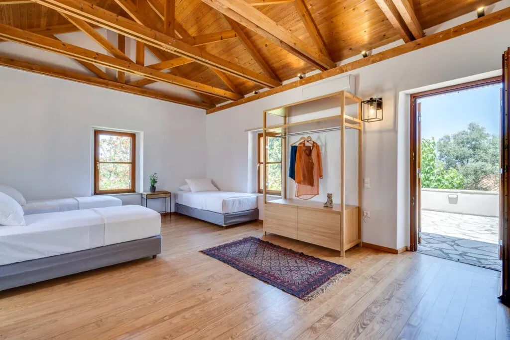Yogabstudio — Located in the heart of Douliana, a traditional village near Chania on the island of Crete, Yogabstudio operates from Armonia Retreats. The venue boasts modern facilities designed for beauty and serenity, offering stunning views that contribute to a truly relaxing and unwinding atmosphere.