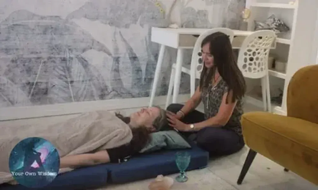 Your Own Wisdom — The center is located in a popular Amsterdam neighborhood, near the Vondelpark, within a 19th-century building. The retreat space itself is a light-filled living room with high ceilings, offering a peaceful view of a lush garden.