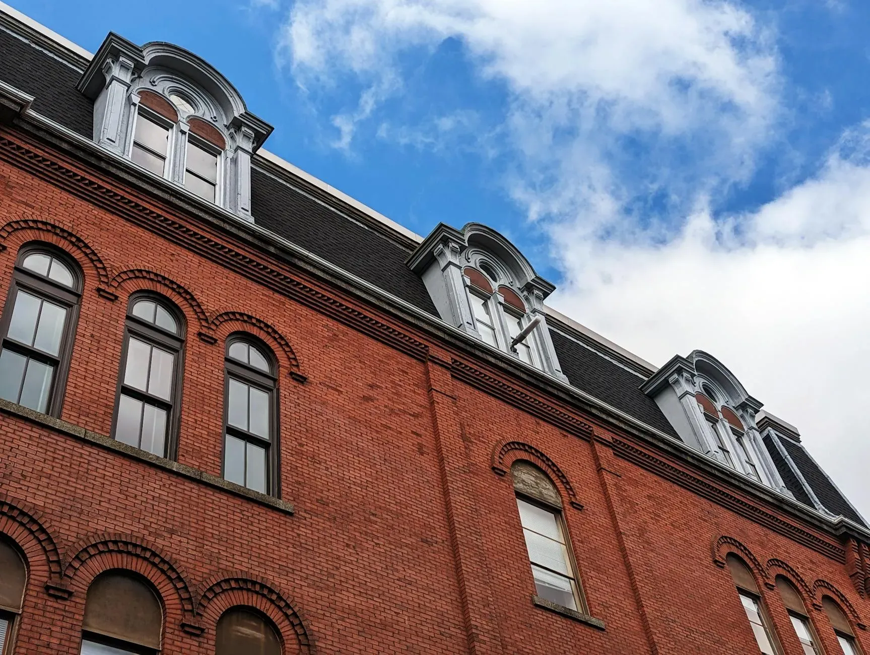 Theravada Buddhist Community — Located in Halifax, Nova Scotia, the center is situated at 41 Swan Crescent.